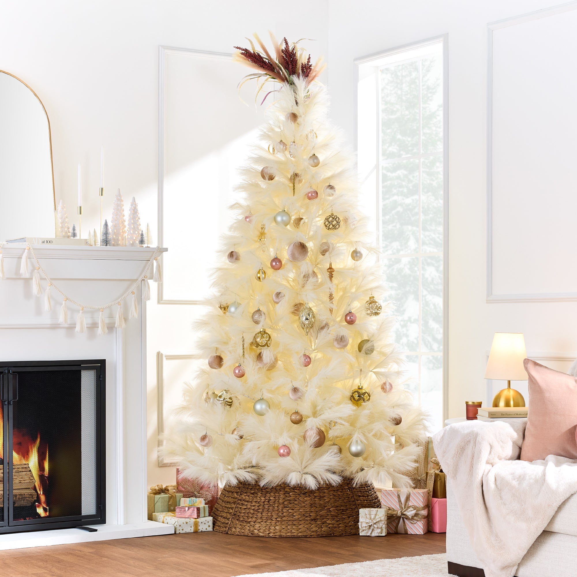 Premium Artificial Ivory Pampas Christmas Tree with Foldable Metal Base with eye-catching holiday style