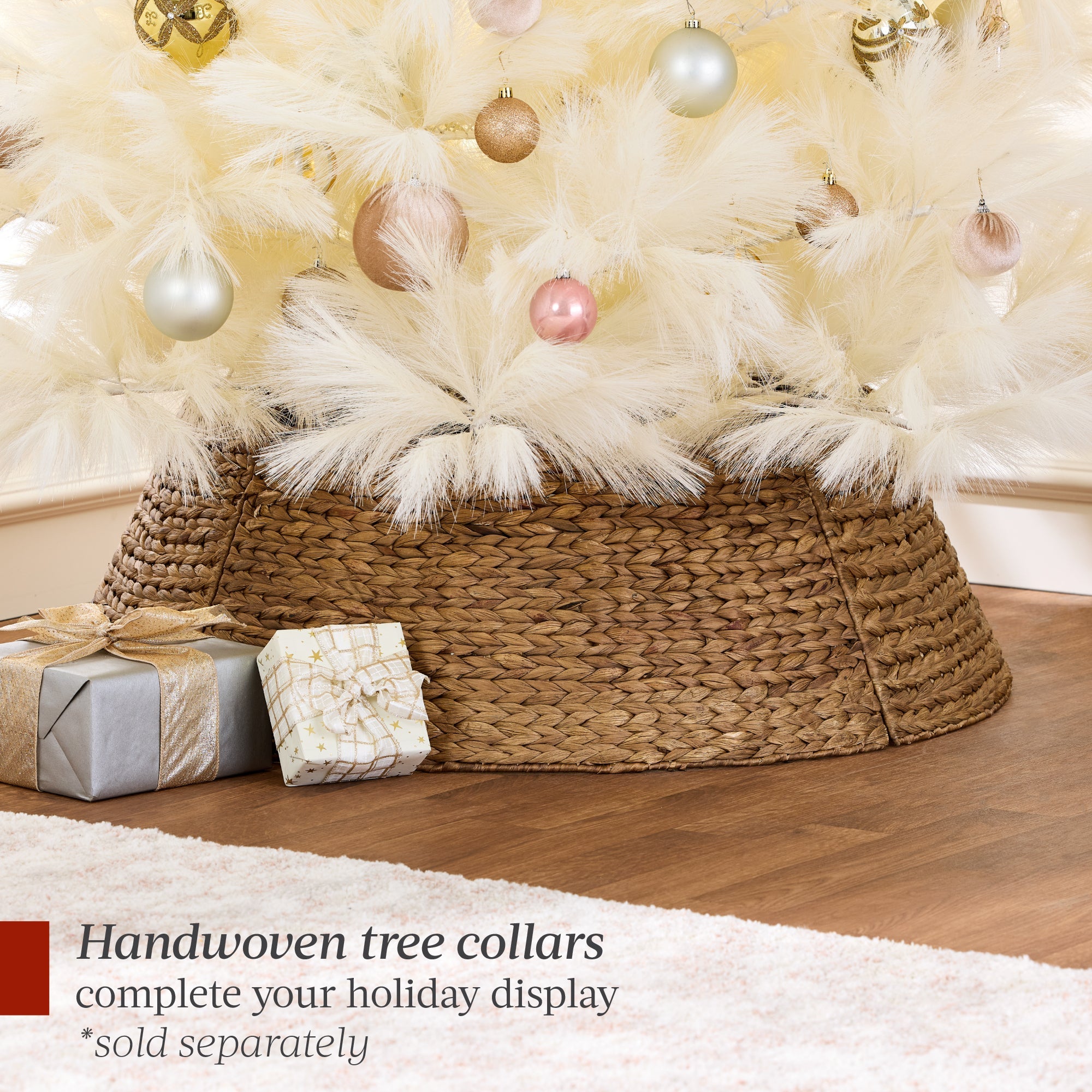 Premium Artificial Ivory Pampas Christmas Tree with Foldable Metal Base with eye-catching holiday style